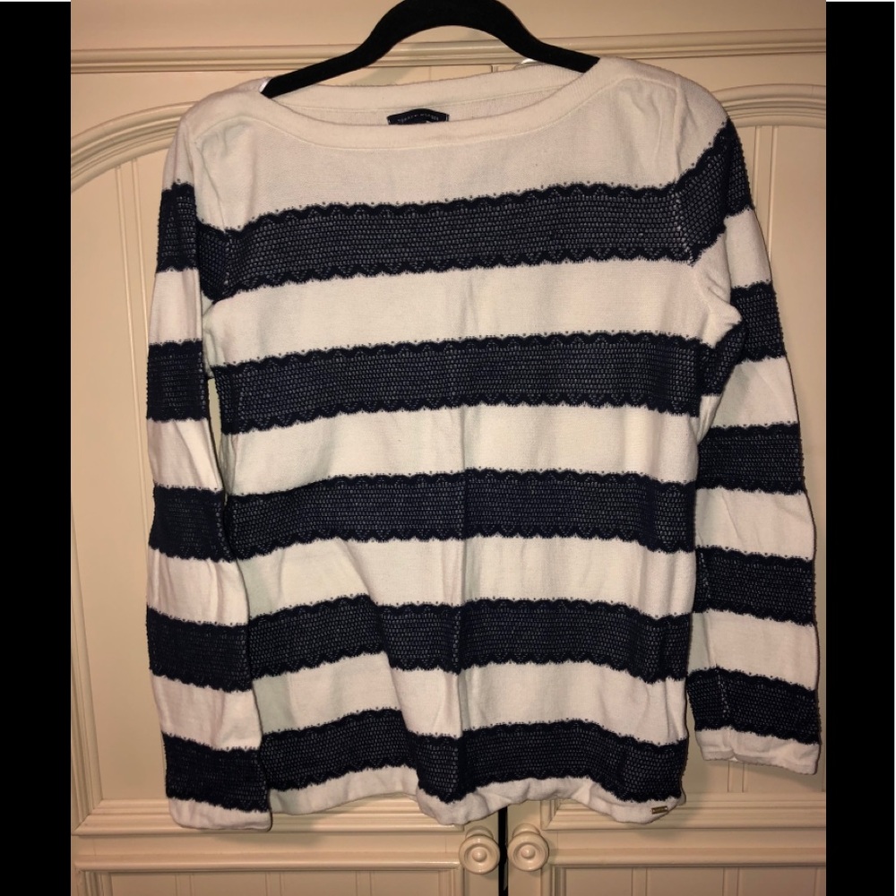 Tommy Hilfiger long sleeve shirt